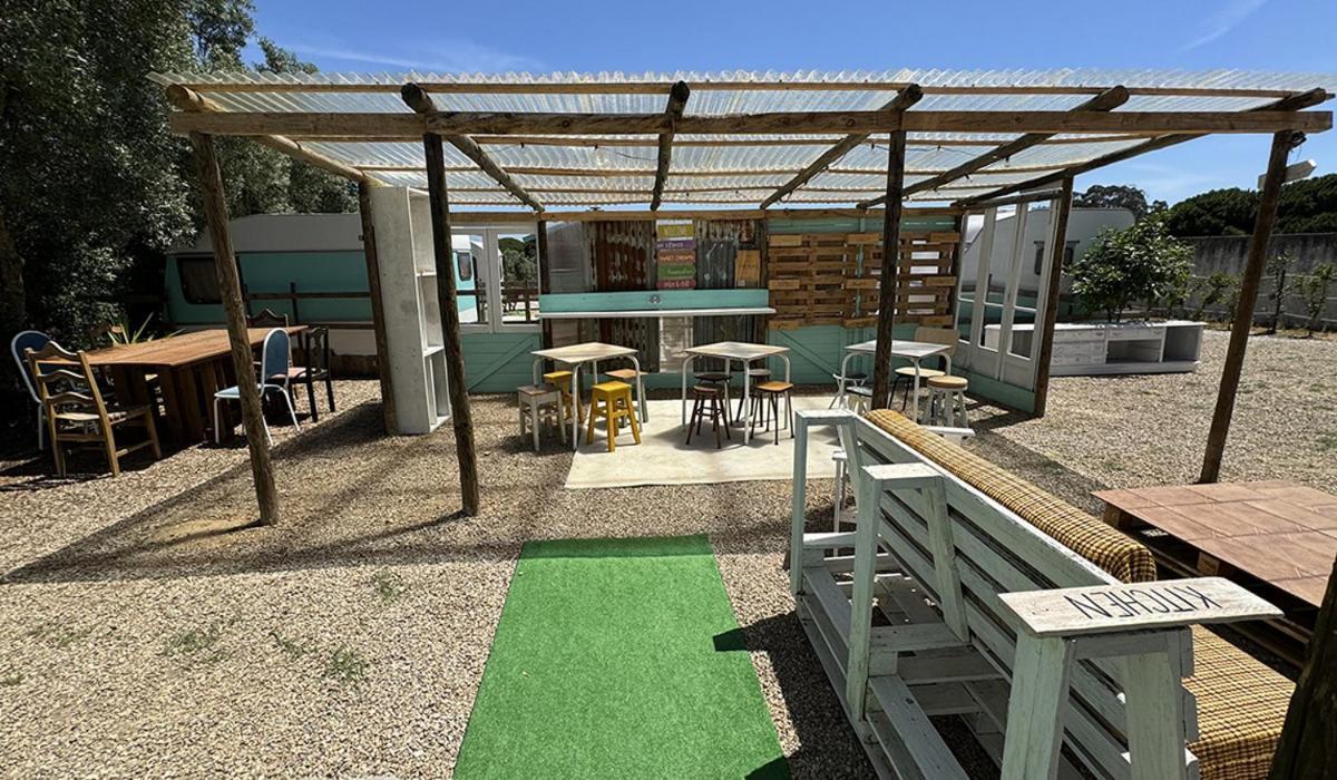 Vdb Lodge - Coworking Space - Work Relax & Sleep Sobreda エクステリア 写真