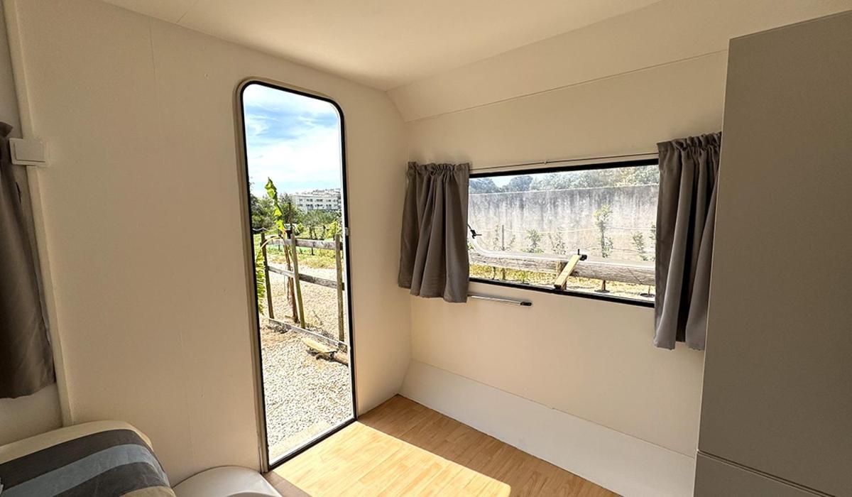 Vdb Lodge - Coworking Space - Work Relax & Sleep Sobreda エクステリア 写真